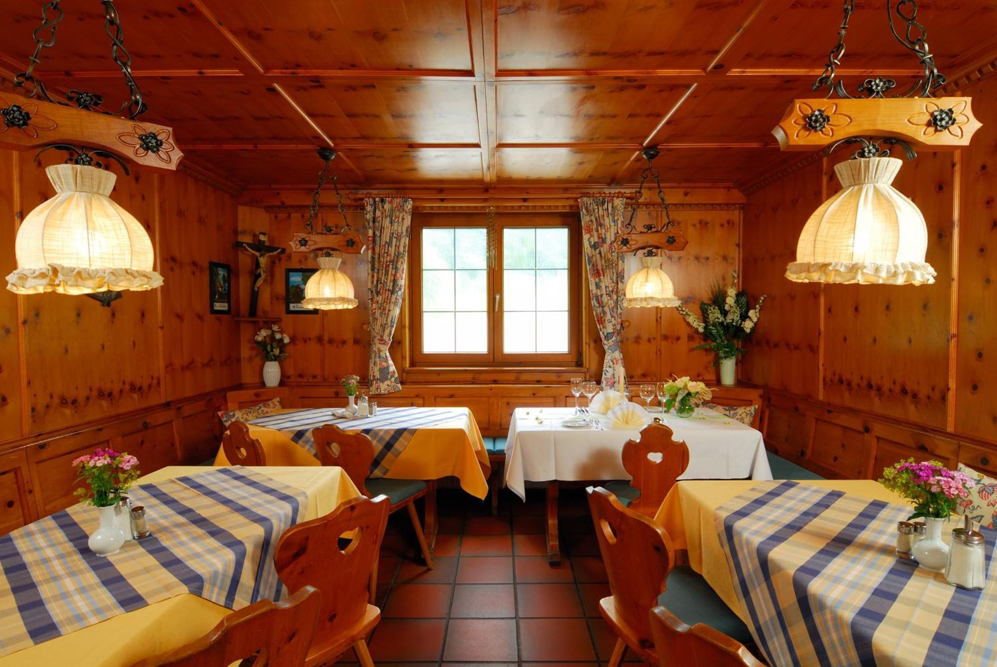 Gasthof Zum Ott Staudach-Egerndach Bagian luar foto